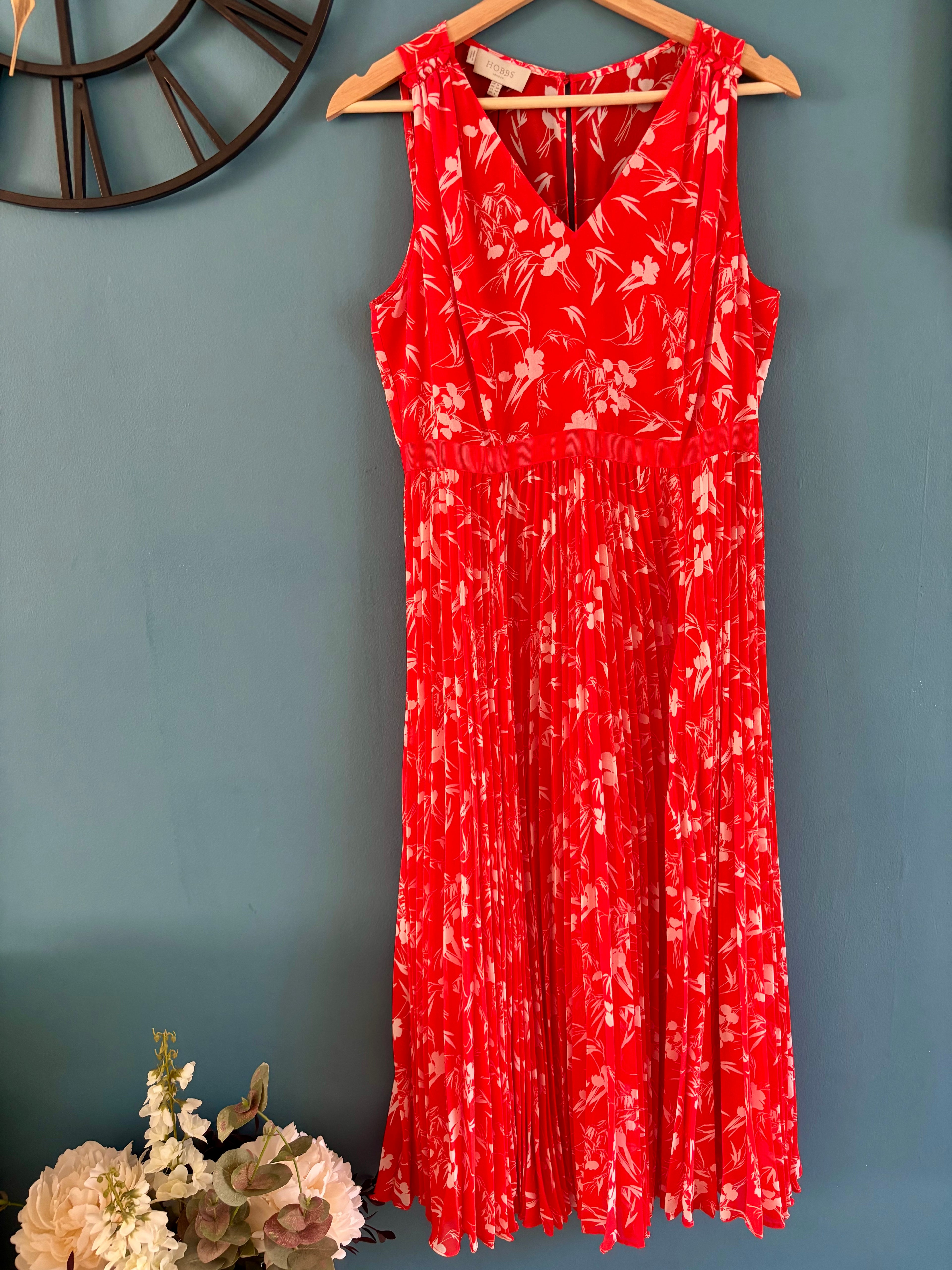 Hobbs - Red Floral - Size 12