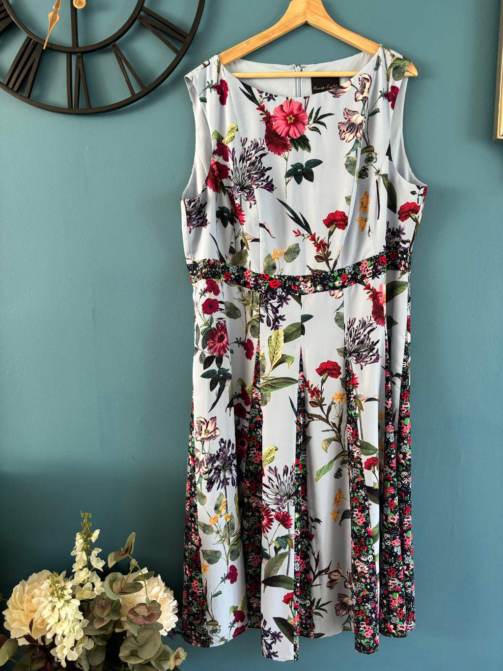 Phase Eight - SB Floral - Size 20