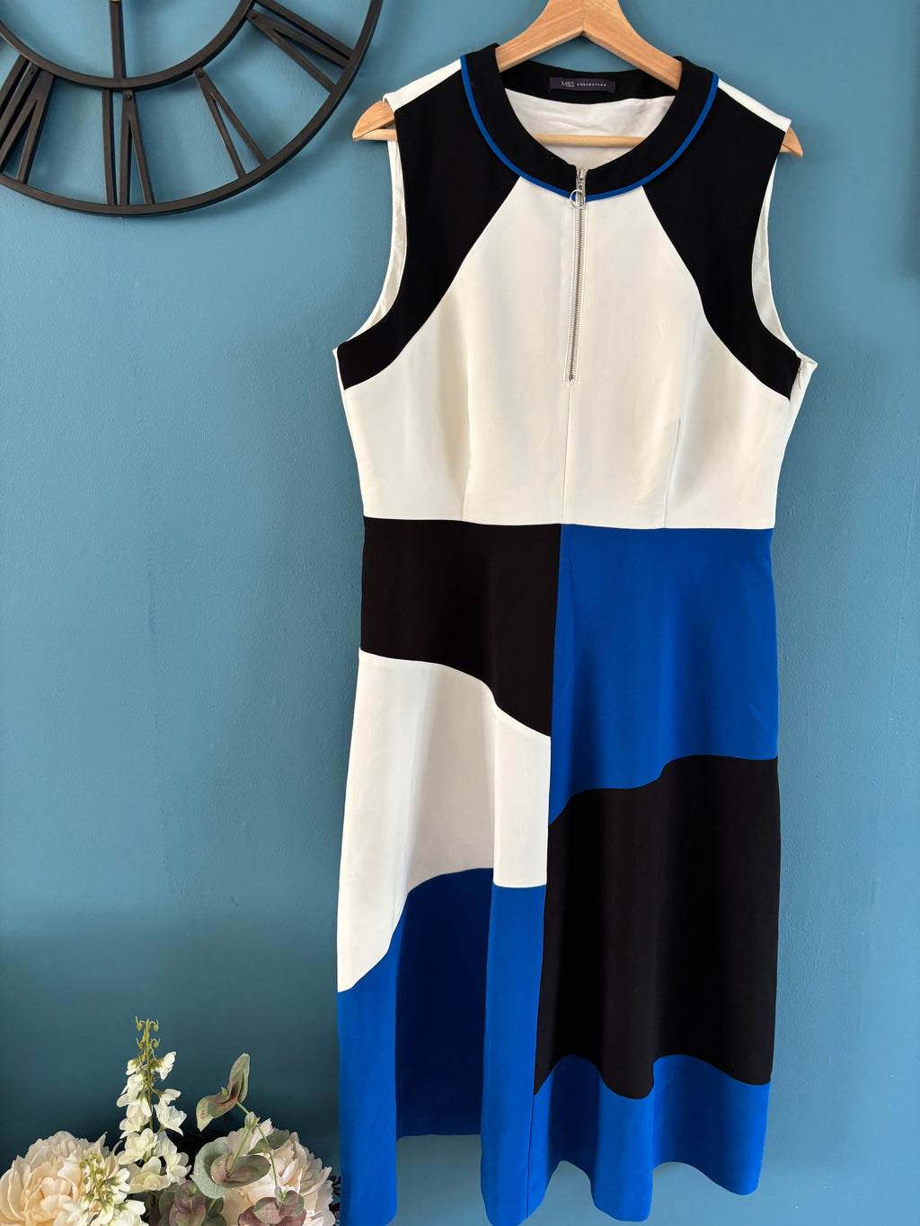 M&S -White/Blue - Size 16