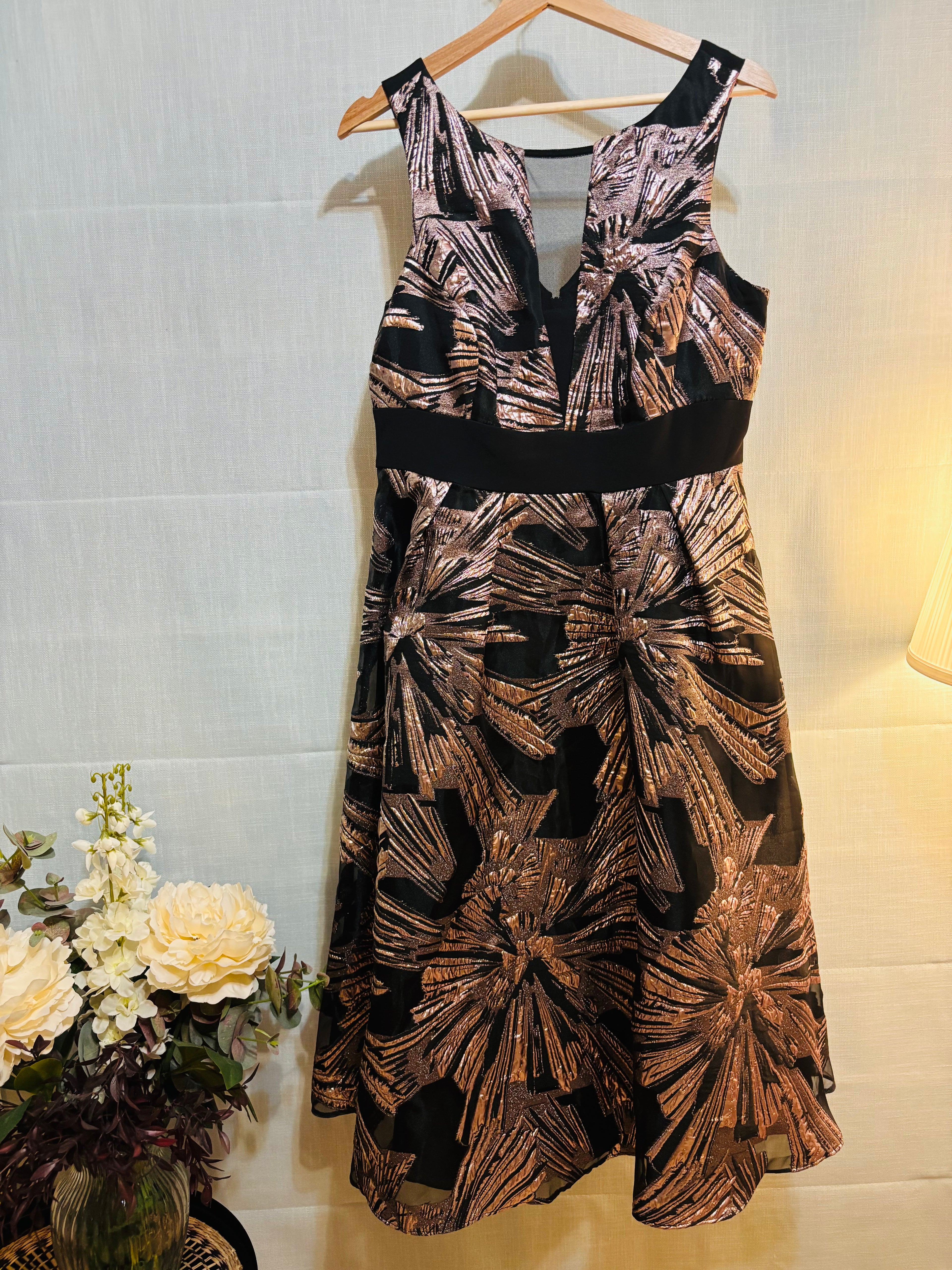 Coast- Black-Gold - Size 14